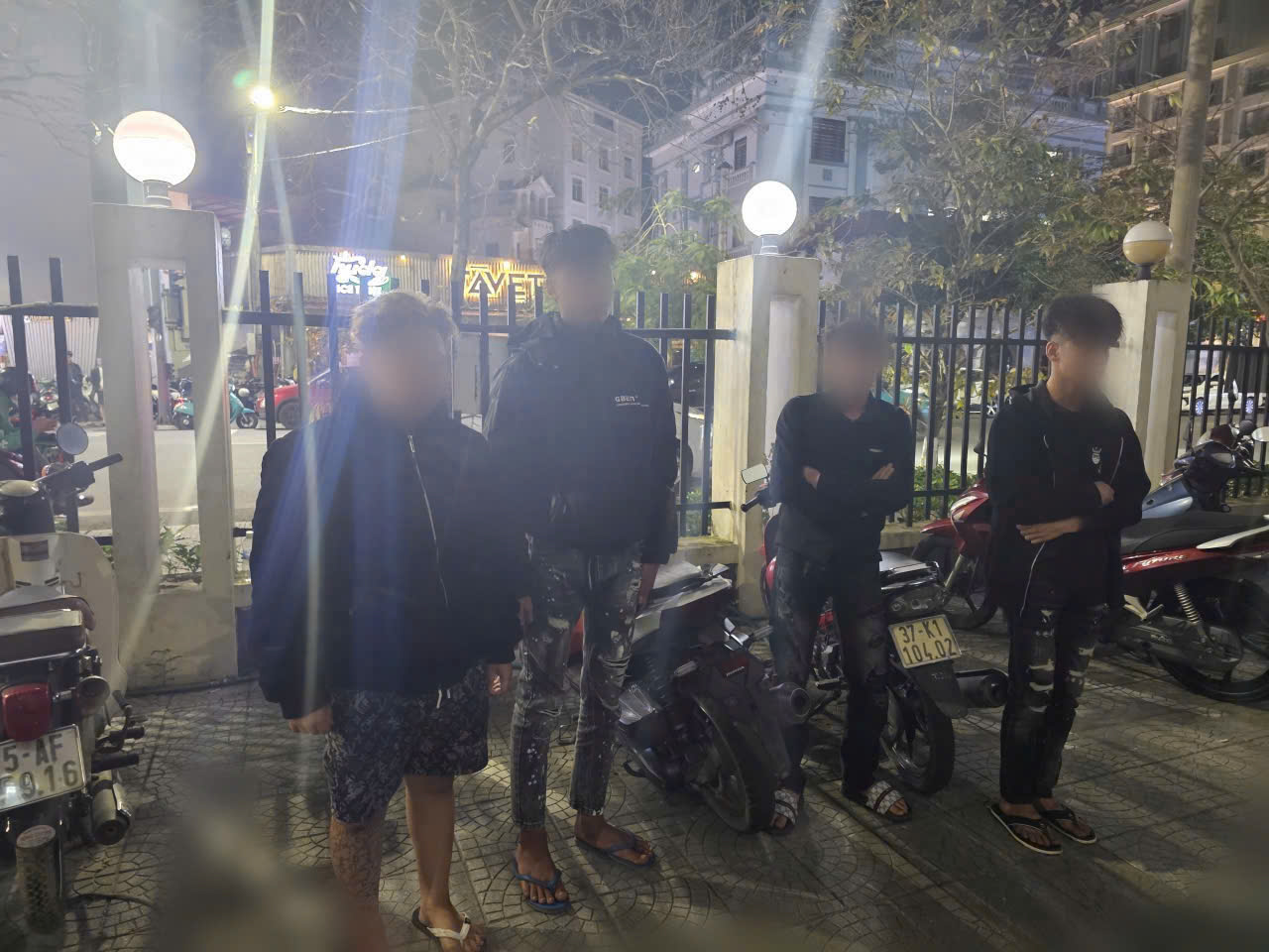 ‘Thức cho dân vui chơi, gác cho dân ngủ ngon’- Ảnh 2. ‘Thức cho dân vui chơi, gác cho dân ngủ ngon’- Ảnh 2.