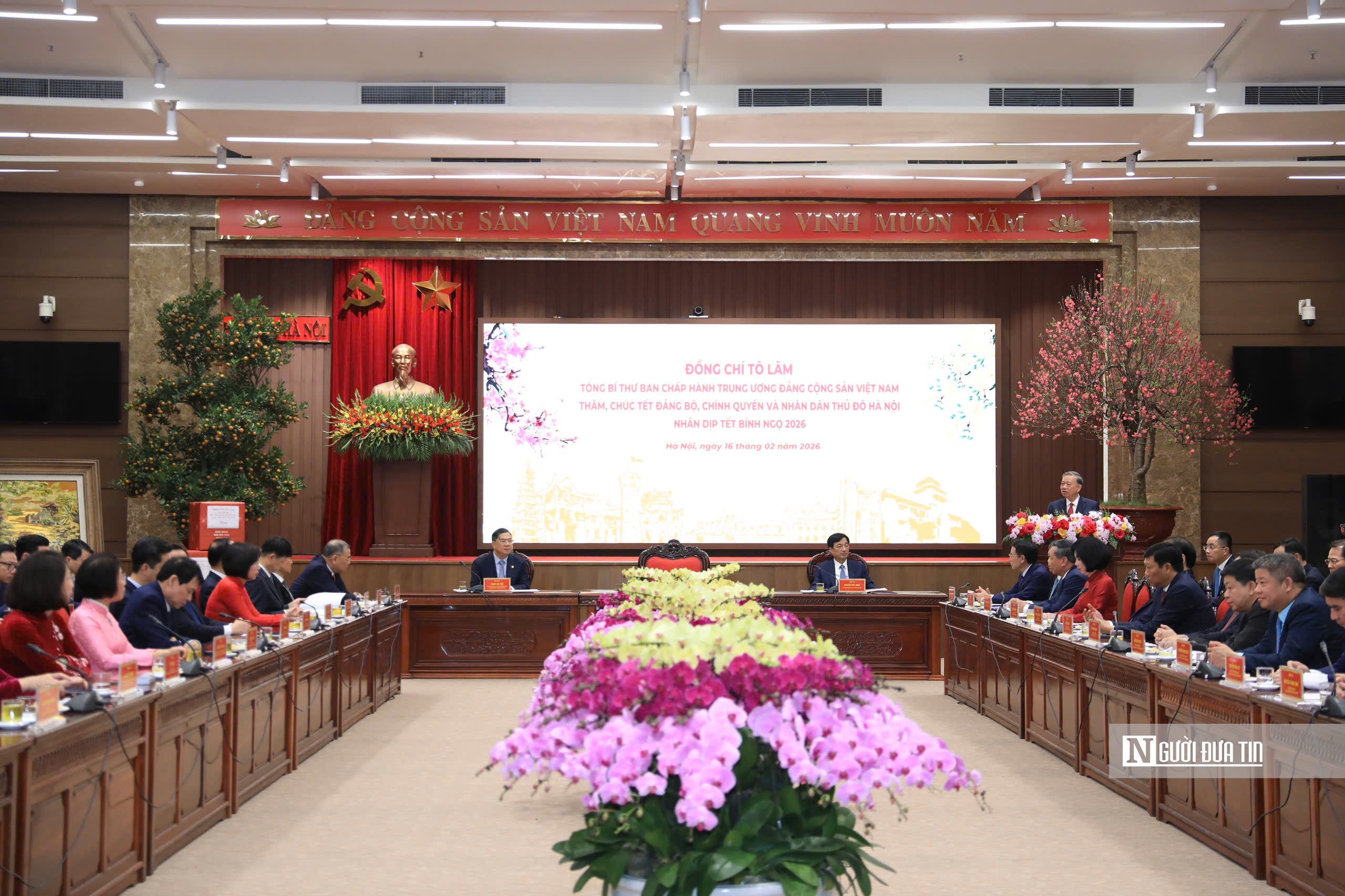 Tổng Bí thư: Mỗi phút giây đều phải hướng tới mục tiêu đưa đất nước vươn lên- Ảnh 1.