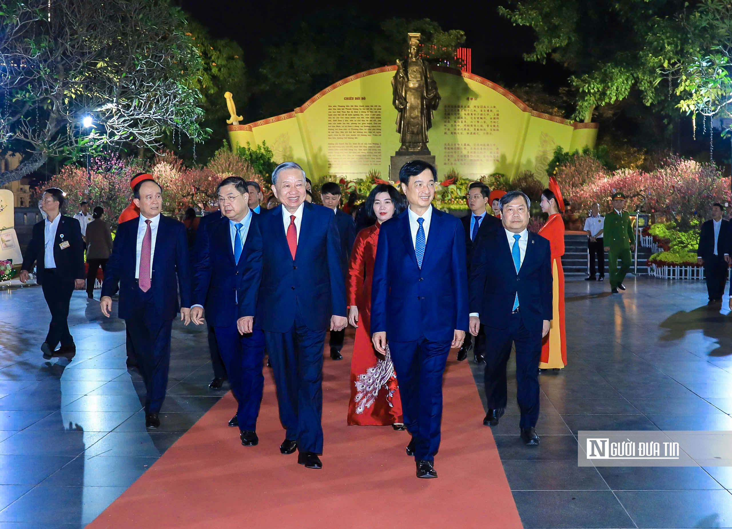 Tổng B&iacute; thư T&ocirc; L&acirc;m ch&uacute;c Tết nh&acirc;n d&acirc;n Thủ đ&ocirc;- Ảnh 3.