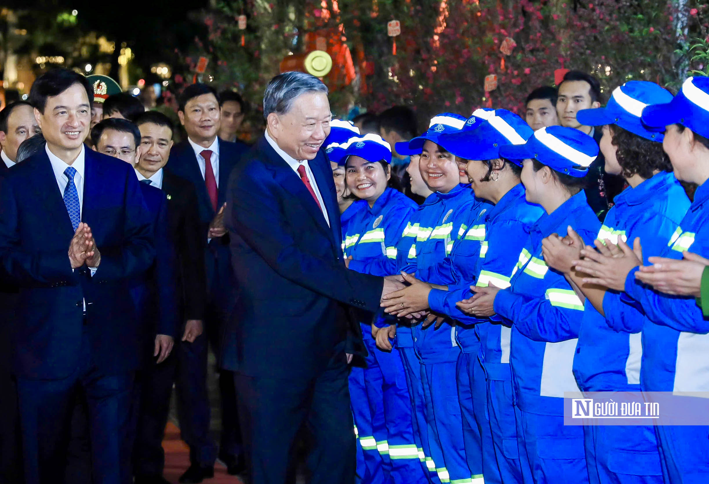 Tổng B&iacute; thư T&ocirc; L&acirc;m ch&uacute;c Tết nh&acirc;n d&acirc;n Thủ đ&ocirc;- Ảnh 8.