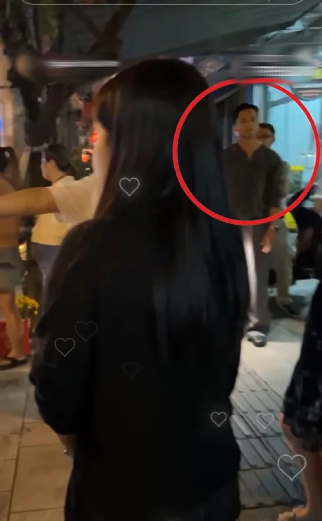 Bắt gặp Mai Tài Phến về ăn Tết cùng gia đình Mỹ Tâm- Ảnh 2. Bắt gặp Mai Tài Phến về ăn Tết cùng gia đình Mỹ Tâm- Ảnh 2.