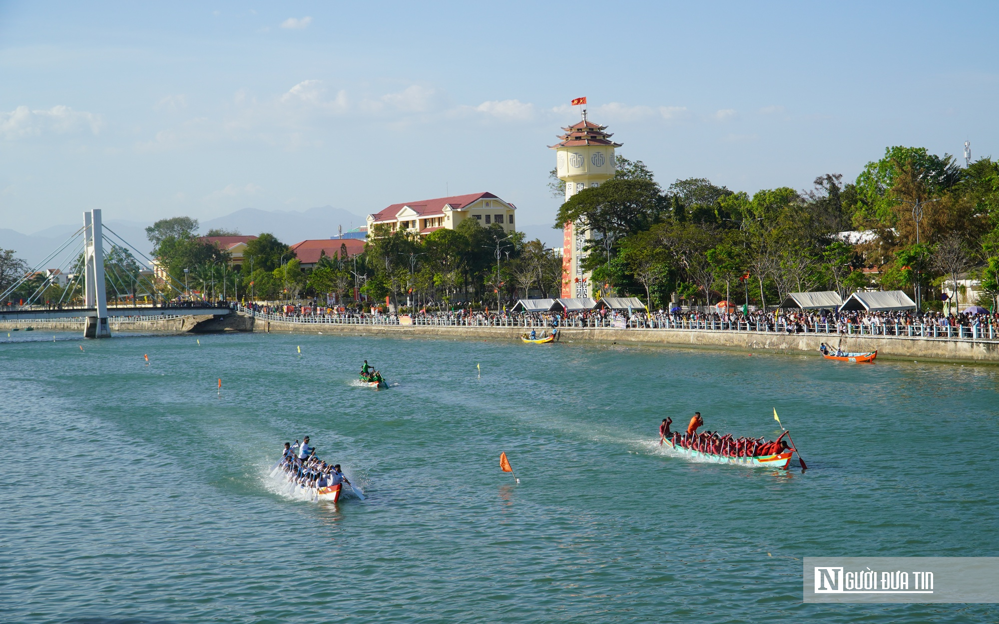 Lễ Hội Đua Thuyền Mừng Xuân 2026 Sôi Động Trên Sông Cà Ty, Lâm Đồng