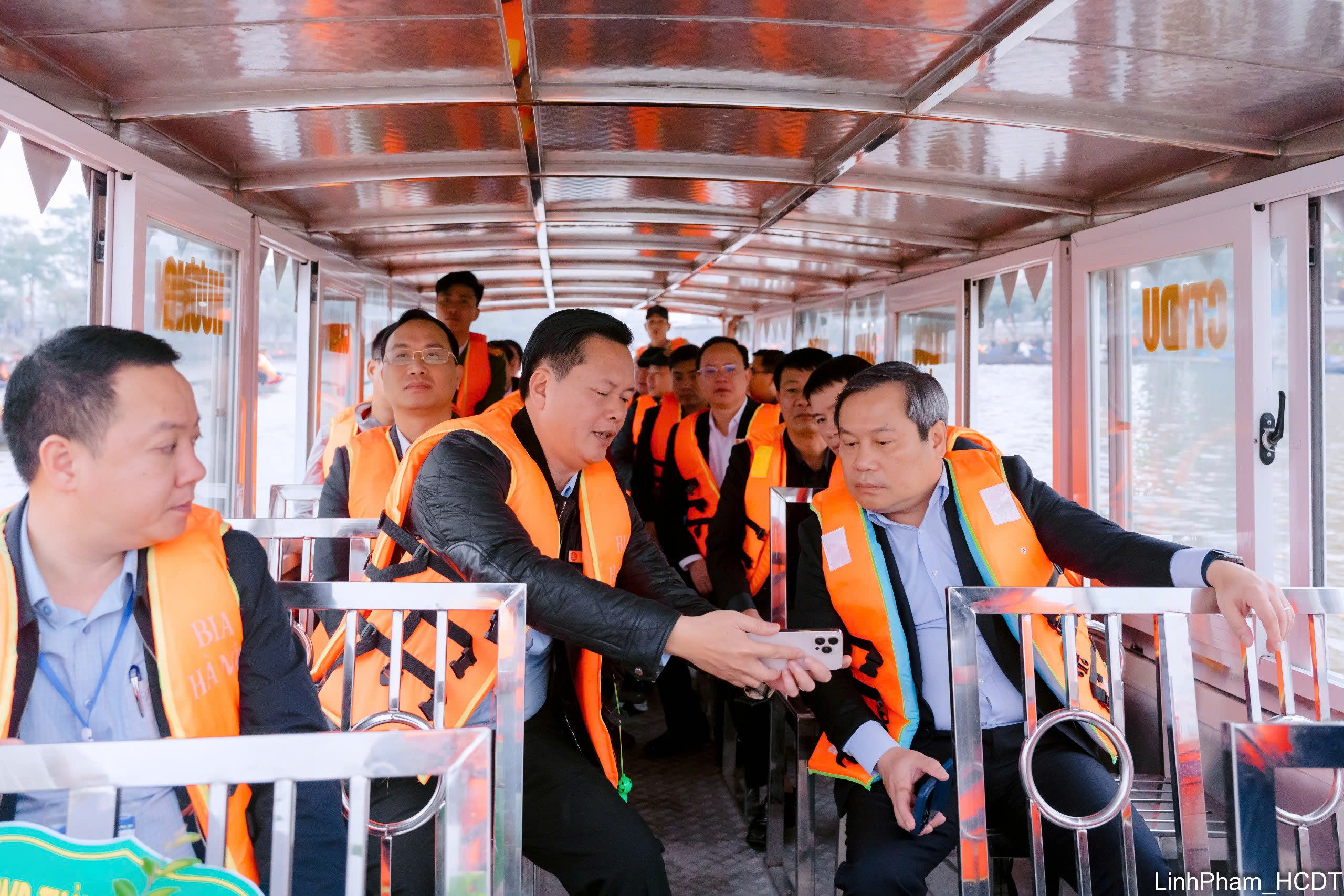 Chủ tịch UBND Hà Nội kiểm tra công tác tổ chức Lễ hội Chùa Hương 2026- Ảnh 2.