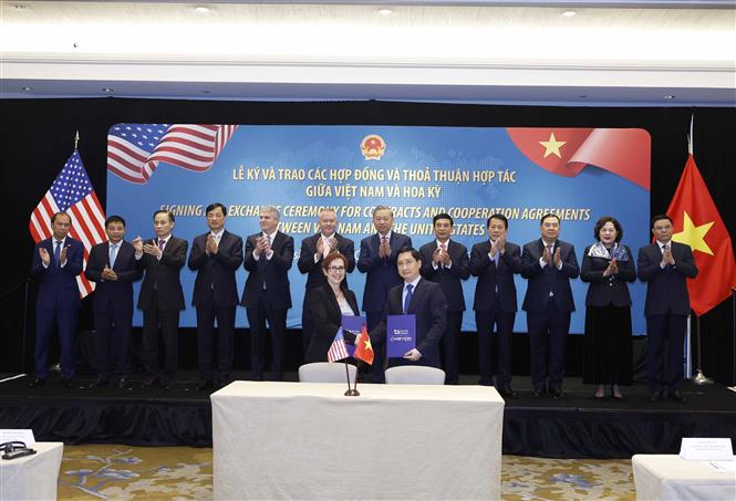 Tổng Bí thư chứng kiến lễ ký và trao các thỏa thuận hợp tác giữa Việt Nam và Hoa Kỳ- Ảnh 6.