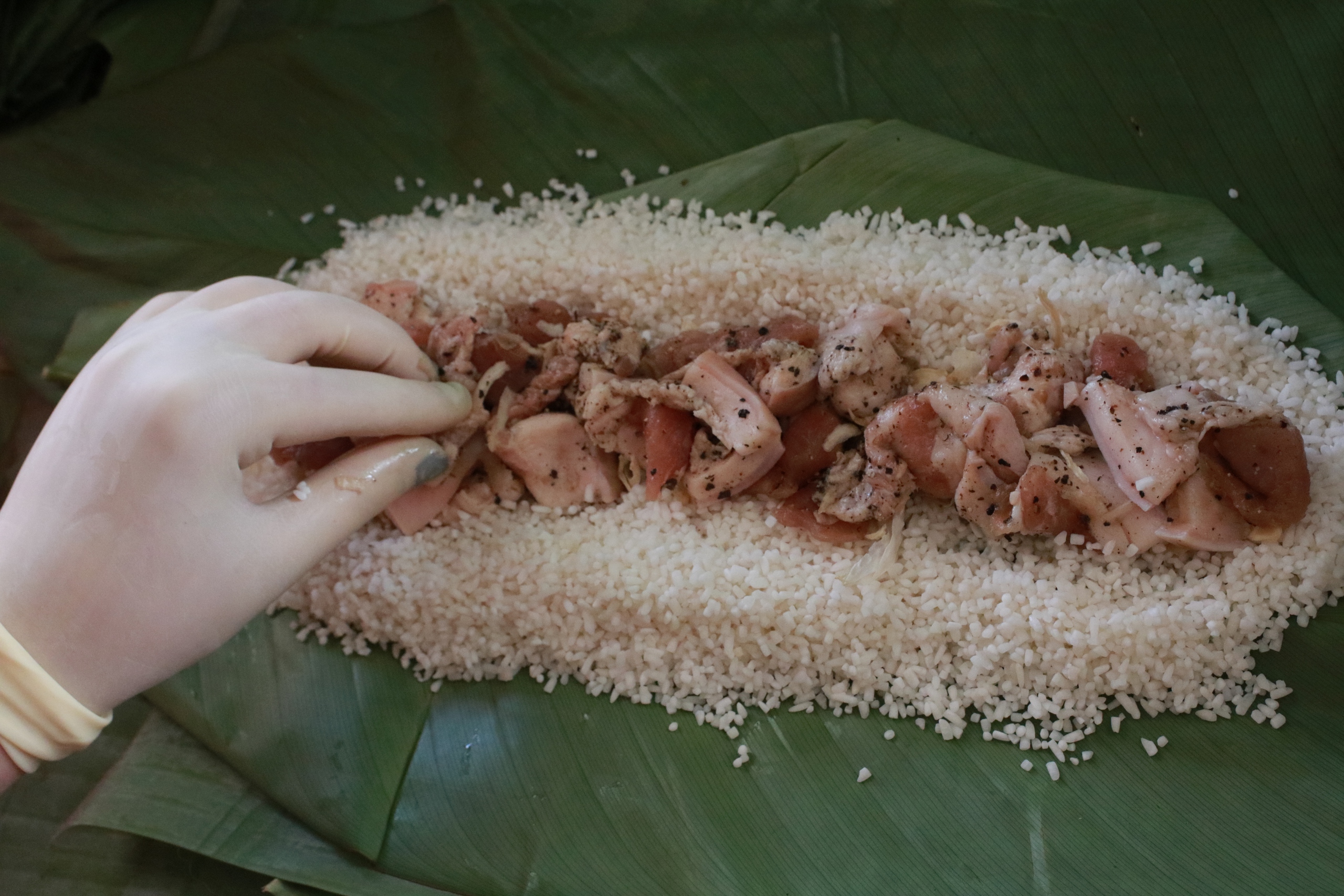 L&agrave;ng b&aacute;nh chưng nổi tiếng ở xứ Nghệ xuy&ecirc;n ng&agrave;y đ&ecirc;m l&agrave;m &ldquo;h&agrave;ng&rdquo; phục vụ Tết - Ảnh 15.