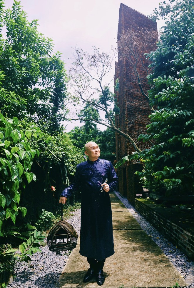 Hai "vua hài kịch" nổi tiếng bậc nhất Việt Nam, sở hữu tài sản đáng nể, thích ăn dưa muối, cá khô - Ảnh 3.