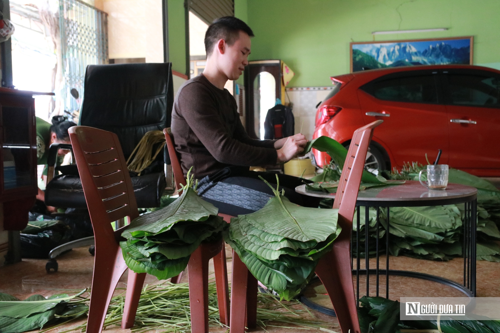 L&agrave;ng b&aacute;nh chưng nổi tiếng ở xứ Nghệ xuy&ecirc;n ng&agrave;y đ&ecirc;m l&agrave;m &ldquo;h&agrave;ng&rdquo; phục vụ Tết - Ảnh 5.