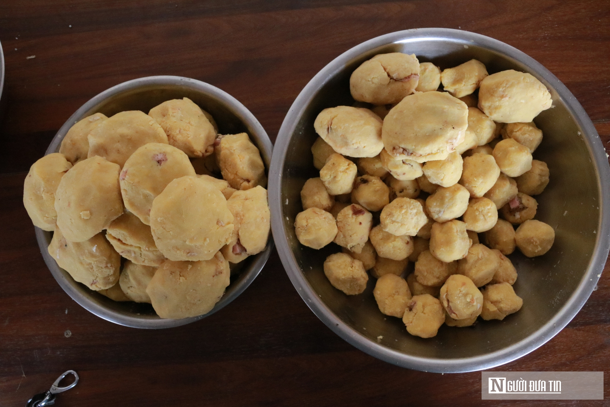 L&agrave;ng b&aacute;nh chưng nổi tiếng ở xứ Nghệ xuy&ecirc;n ng&agrave;y đ&ecirc;m l&agrave;m &ldquo;h&agrave;ng&rdquo; phục vụ Tết - Ảnh 11.