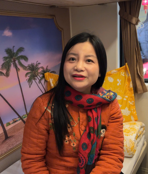 B&aacute;o Nh&acirc;n D&acirc;n ra mắt "Chuyến t&agrave;u hạnh ph&uacute;c": H&agrave;nh tr&igrave;nh nh&acirc;n văn ch&agrave;o Xu&acirc;n mới - Ảnh 7.