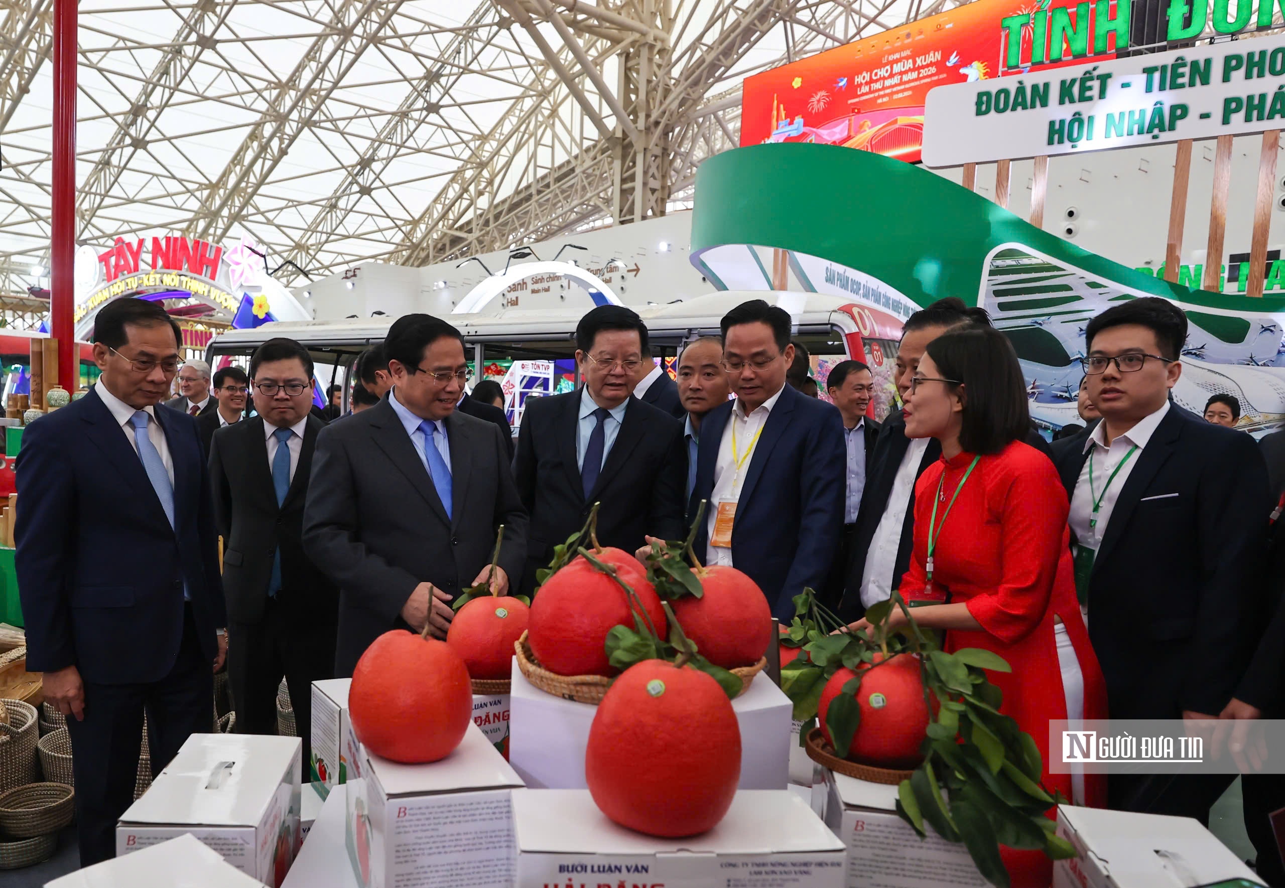 Thủ tướng khai mạc Hội chợ Mùa Xuân với 3 kỳ vọng lớn - Ảnh 2.