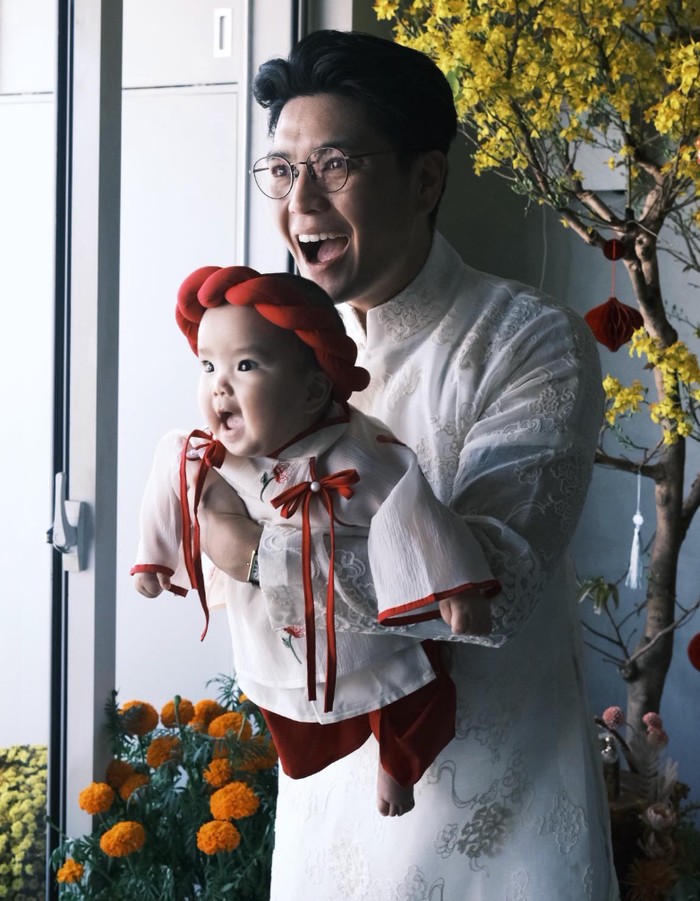 "Đả nữ" Ngô Thanh Vân lần đầu khoe ảnh rõ mặt con gái- Ảnh 1. "Đả nữ" Ngô Thanh Vân lần đầu khoe ảnh rõ mặt con gái- Ảnh 1.