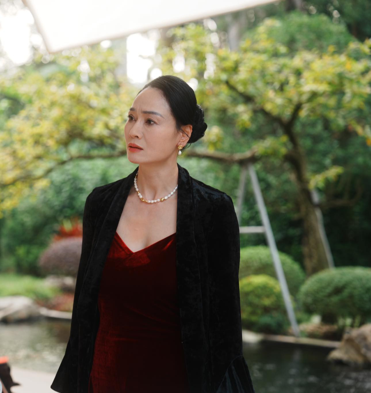 Nữ diễn viên U50 vẫn trẻ đẹp, trở lại màn ảnh đầy ấn tượng sau thời gian ở ẩn- Ảnh 13.