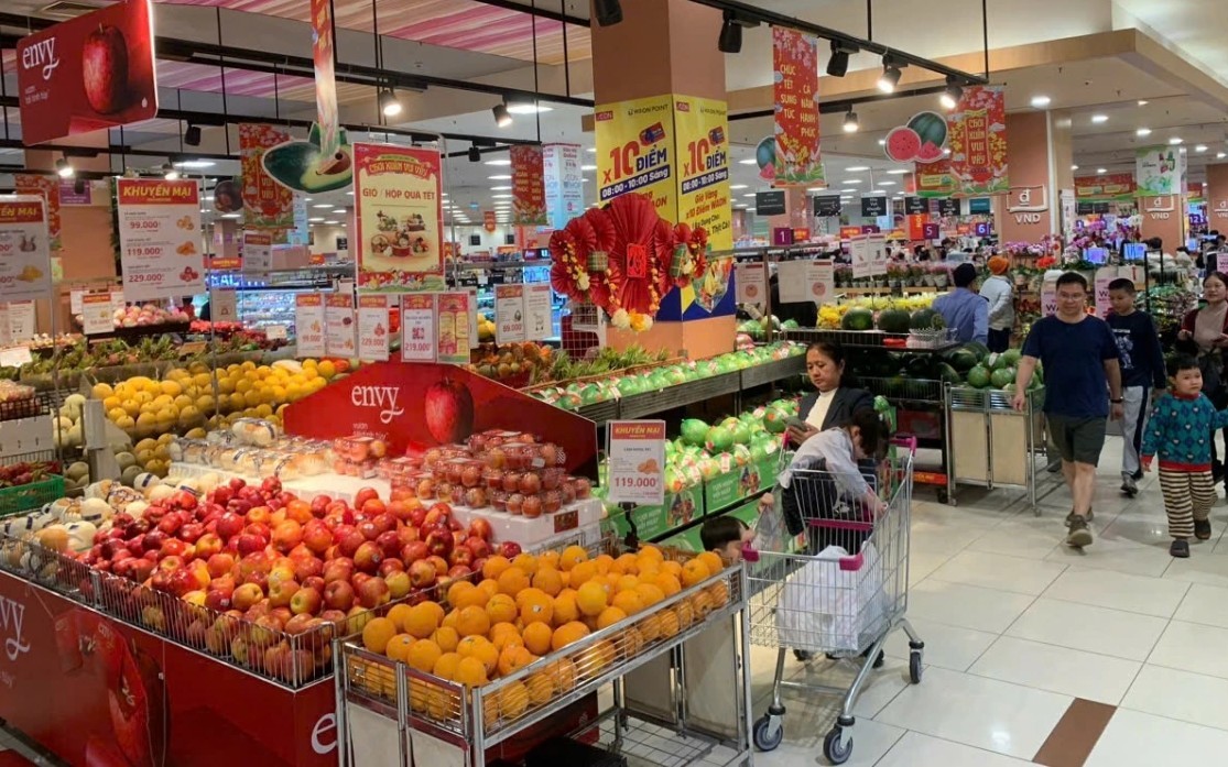 Chợ Dân Sinh Mở Cửa Sau Tết, Nguồn Hàng Dồi Dào, Giá Cả Ổn Định