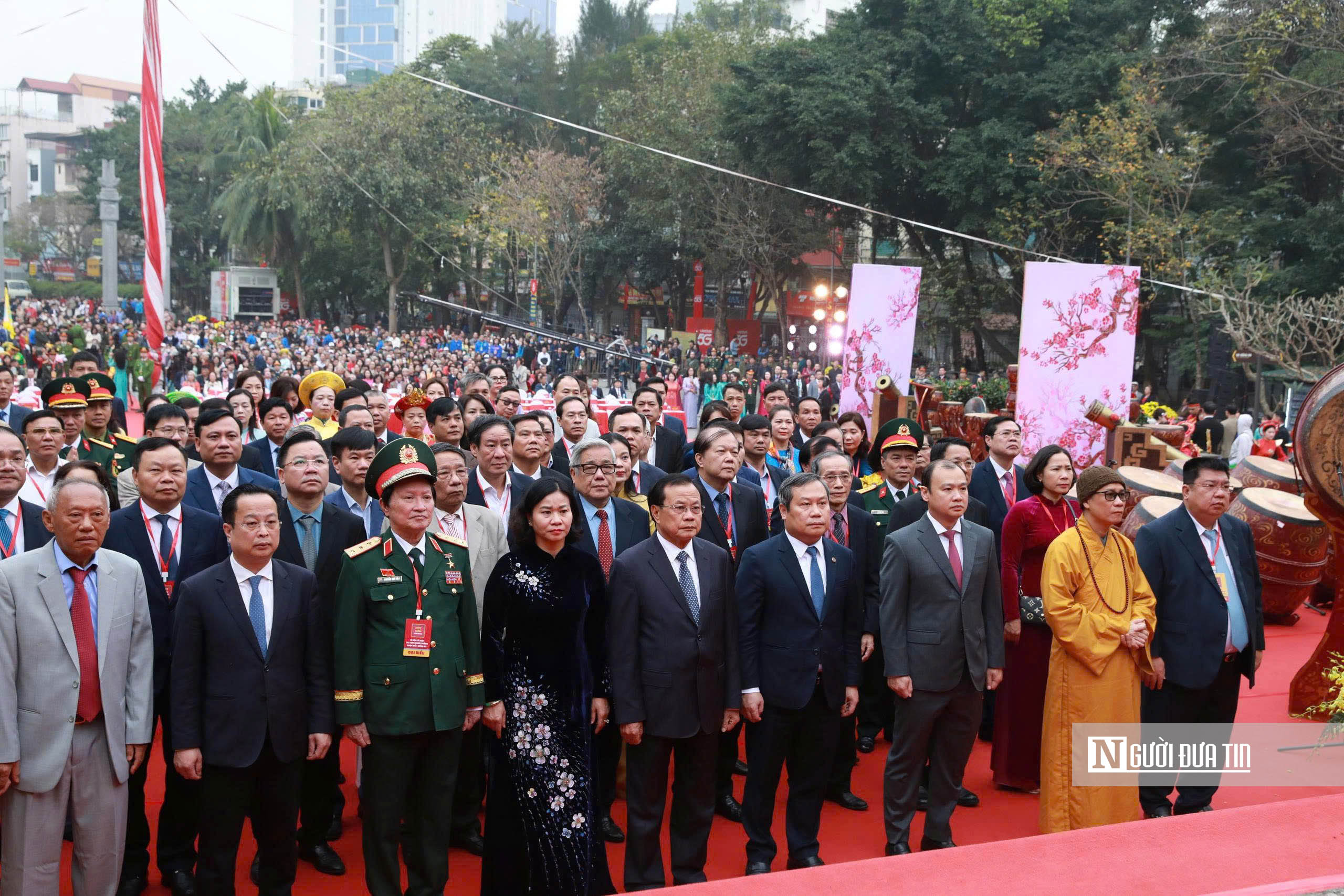 H&agrave;ng ngh&igrave;n người d&acirc;n đổ về Lễ hội kỷ niệm 237 năm Chiến thắng Ngọc Hồi - Đống Đa- Ảnh 5.