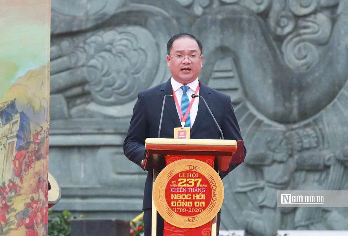 H&agrave;ng ngh&igrave;n người d&acirc;n đổ về Lễ hội kỷ niệm 237 năm Chiến thắng Ngọc Hồi - Đống Đa- Ảnh 8.