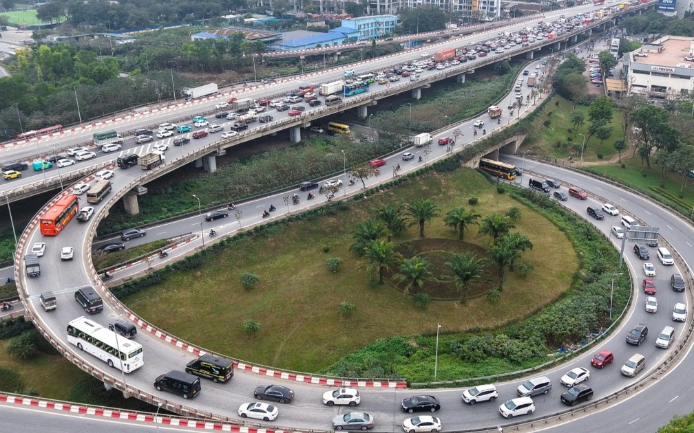 CSGT dự báo ùn tắc giao thông đỉnh điểm ngày 22/2, đề xuất đóng một số tuyến cao tốc