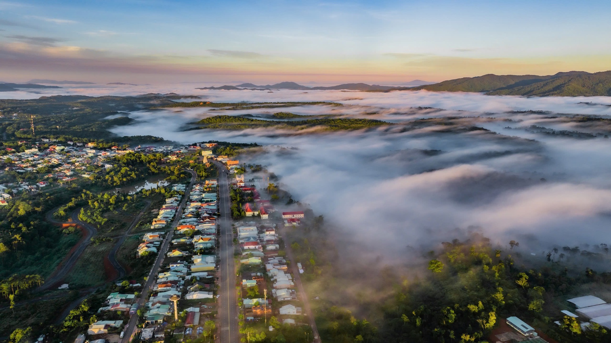 Du lịch Quảng Ng&atilde;i b&ugrave;ng nổ m&ugrave;a Tết B&iacute;nh Ngọ- Ảnh 4.