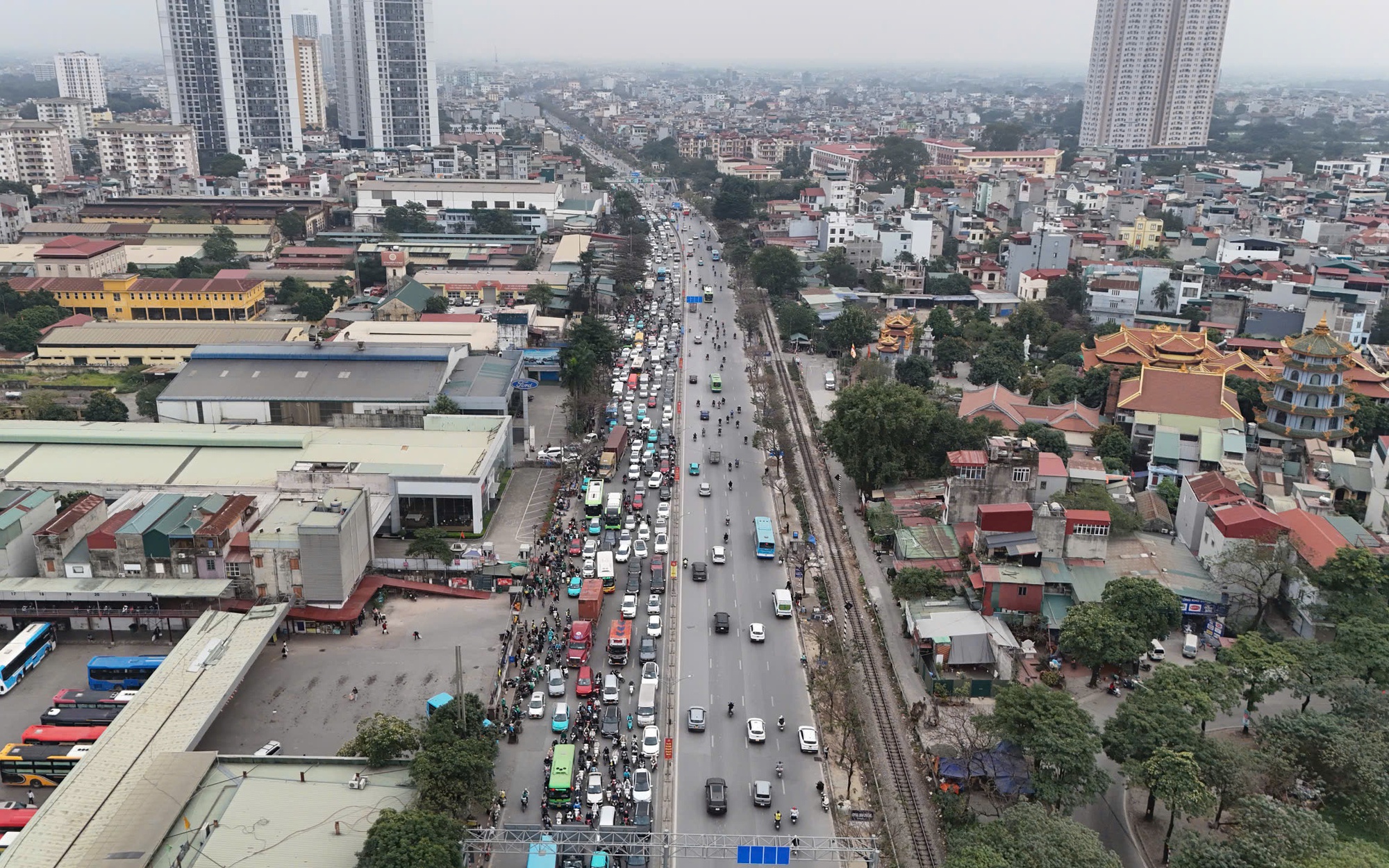 Giao thông cao tốc mùng 6 Tết ổn định, lực lượng chức năng sẵn sàng ứng phó