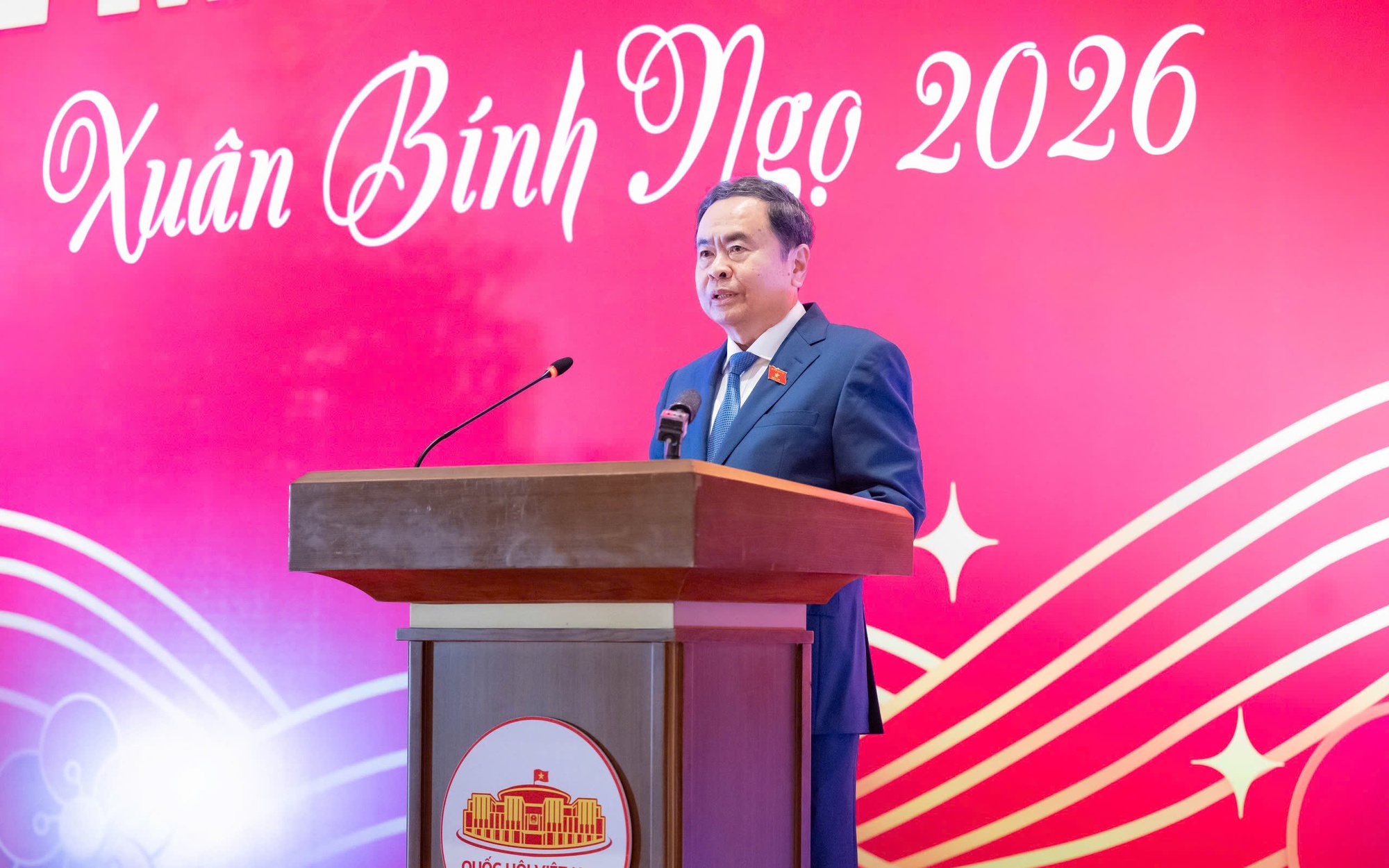 Chủ tịch Quốc hội Trần Thanh Mẫn gặp mặt cán bộ, nhấn mạnh nhiệm vụ bầu cử và chuyển đổi số