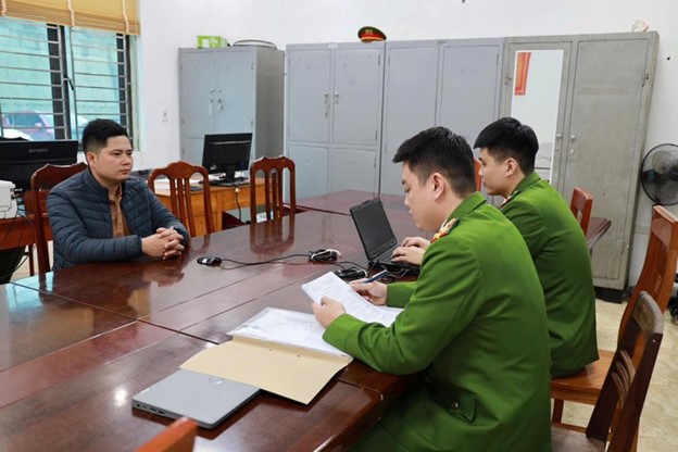 Khởi tố, bắt tạm giam người l&aacute;i t&agrave;u trong vụ ch&igrave;m t&agrave;u ở hồ Th&aacute;c B&agrave;- Ảnh 1.