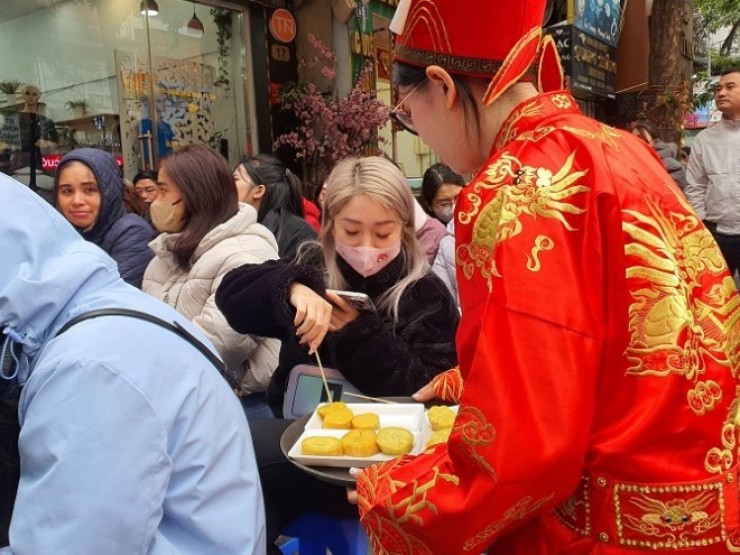 C&aacute;ch c&uacute;ng v&iacute;a Thần t&agrave;i 2026 chuẩn v&agrave; những lưu &yacute; quan trọng để cả năm "đỏ như son" - Ảnh 5.