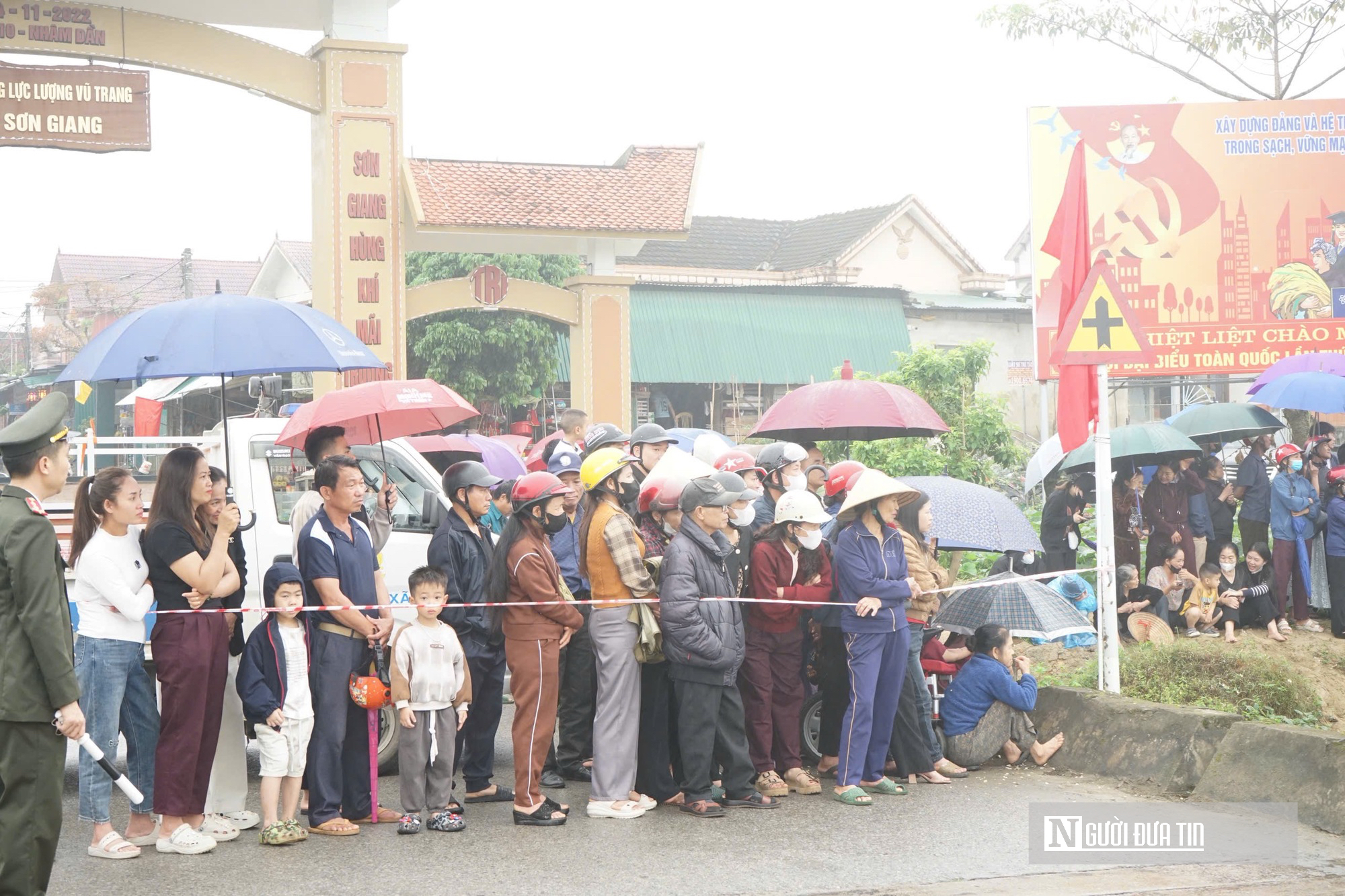 Sắc xuân trên dòng Ngàn Phố: Lễ hội gắn kết cộng đồng sau sáp nhập- Ảnh 8.