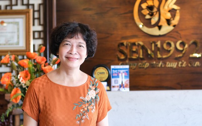 VKSND Hà Nội truy tố 5 cựu lãnh đạo Sen Tài Thu vì lừa đảo chiếm đoạt gần 990 tỷ đồng