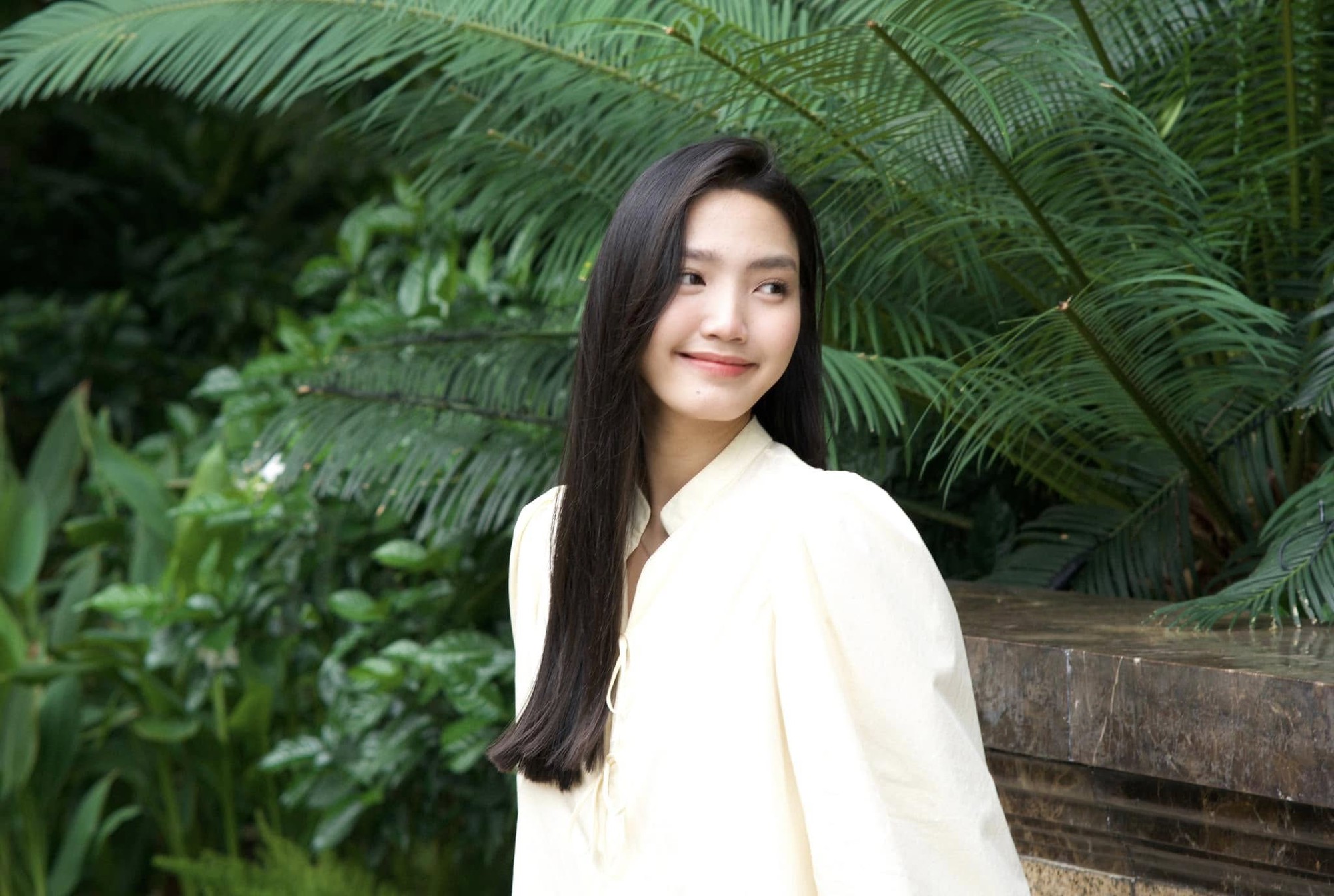 Sắc v&oacute;c "con g&aacute;i m&agrave;n ảnh" của Trường Giang - Ảnh 7.