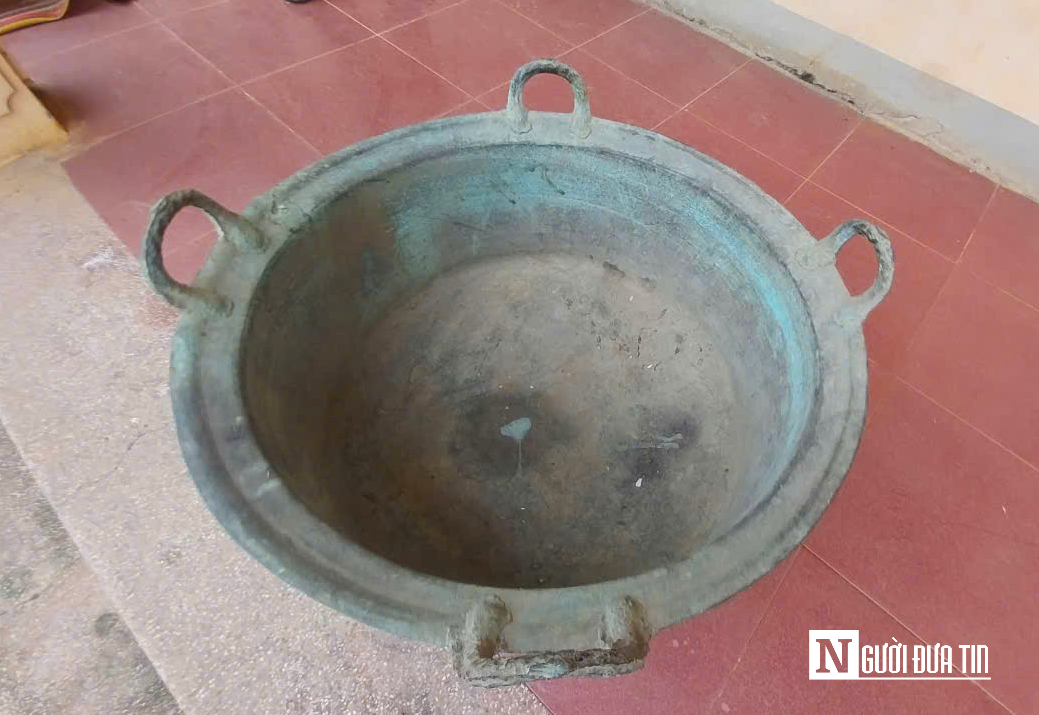 Cận cảnh những cổ vật hàng trăm năm nhiều lần bị trộm nhưng "tự quay về" với bản làng - Ảnh 7.