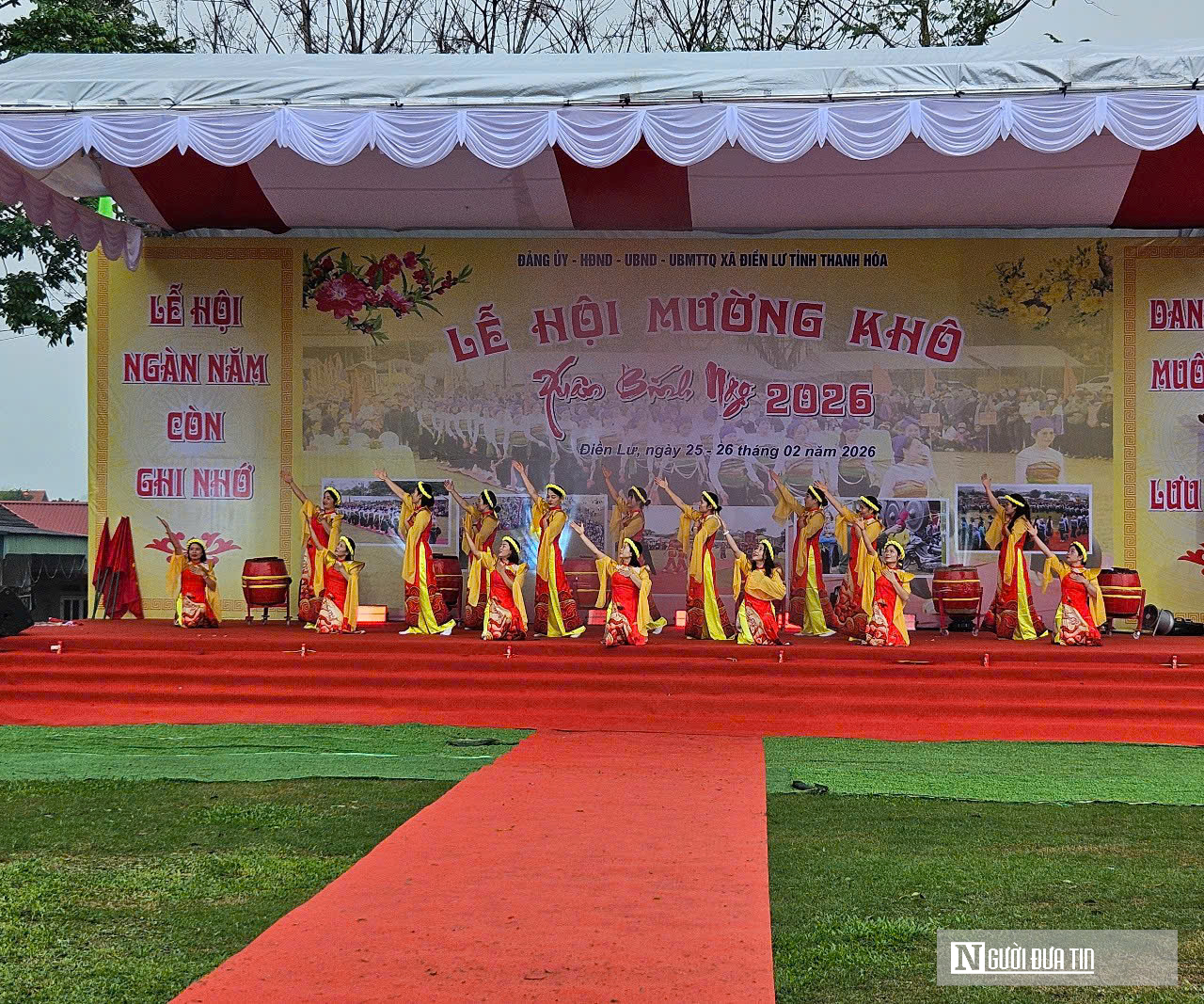 Âm vang cồng chiêng lễ hội Mường Khô - Ảnh 1.