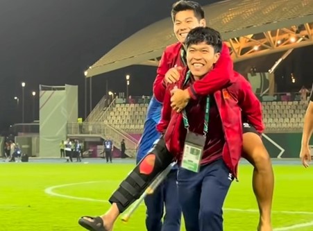 Trung vệ Lý Đức chia tay CLB Công an Hà Nội - Ảnh 2.