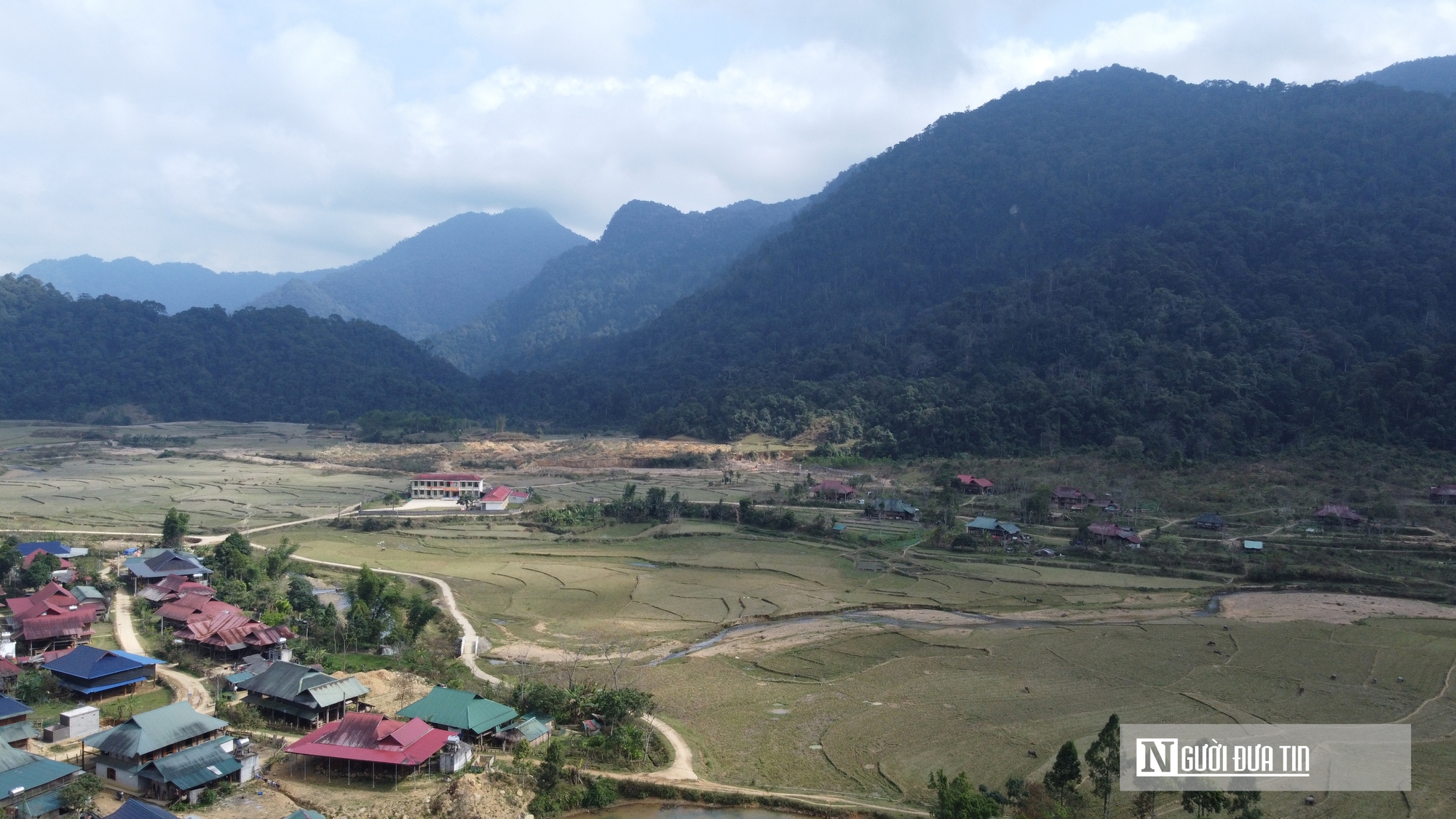 Bản Vịn - 'vi&ecirc;n ngọc th&ocirc;' giữa đại ng&agrave;n v&agrave; giấc mơ du lịch v&ugrave;ng bi&ecirc;n vẫn ngủ qu&ecirc;n- Ảnh 3.