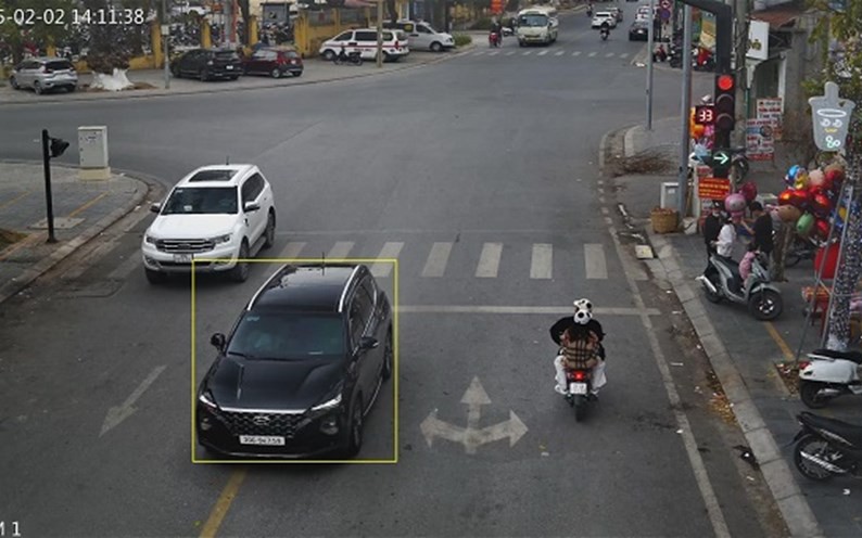 Camera AI Hà Nội phát hiện hàng chục vi phạm giao thông trong 24 giờ
