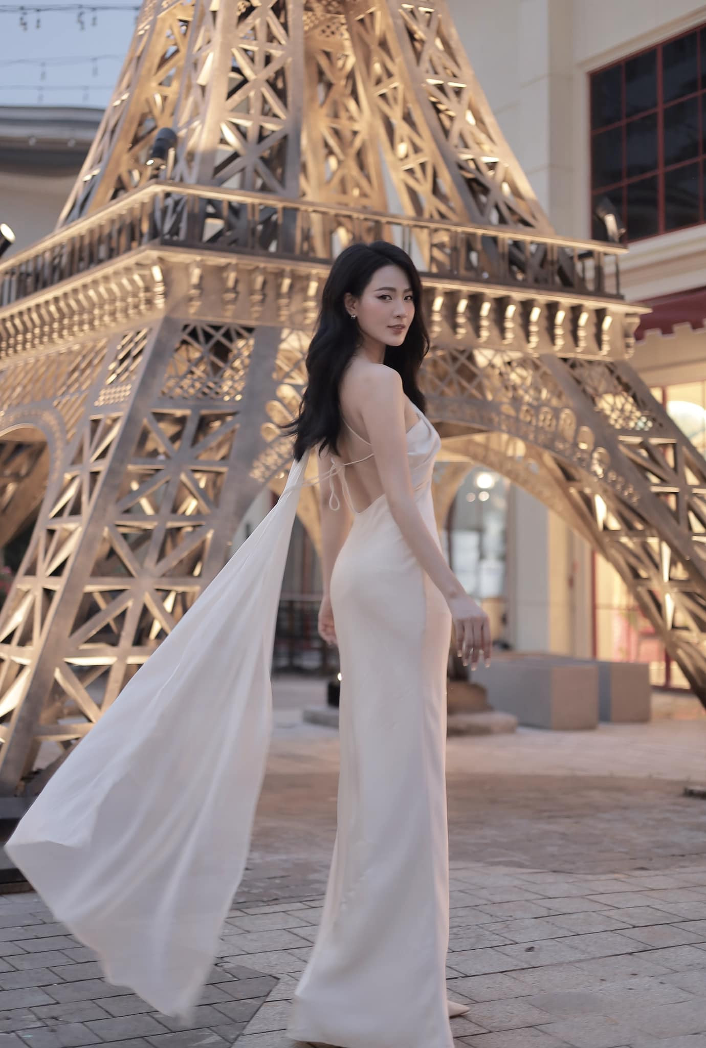 Nhan sắc nữ diễn viên quê Hải Phòng đang gây chú ý trong phim "Không giới hạn" - Ảnh 8.