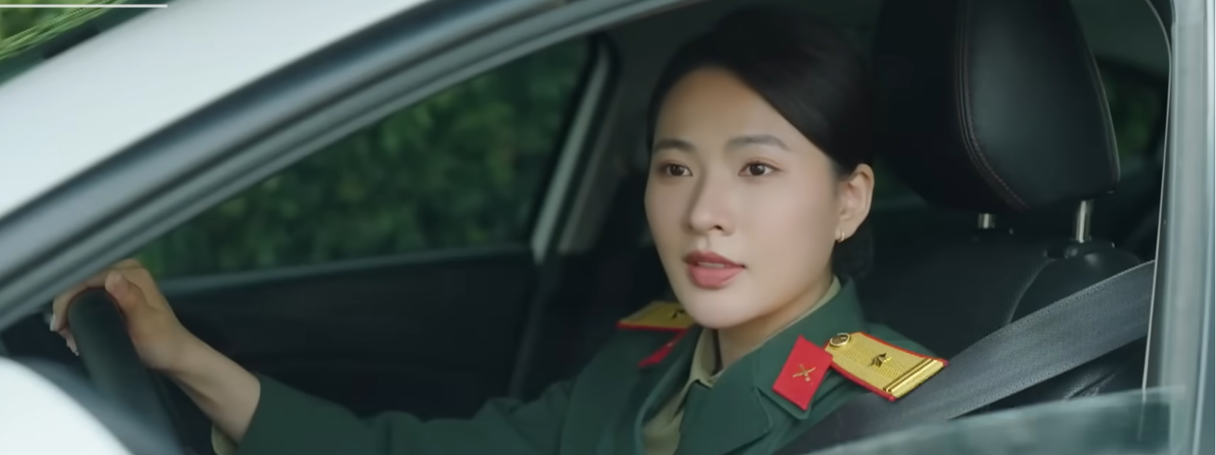 Nhan sắc nữ diễn viên quê Hải Phòng đang gây chú ý trong phim "Không giới hạn" - Ảnh 4.