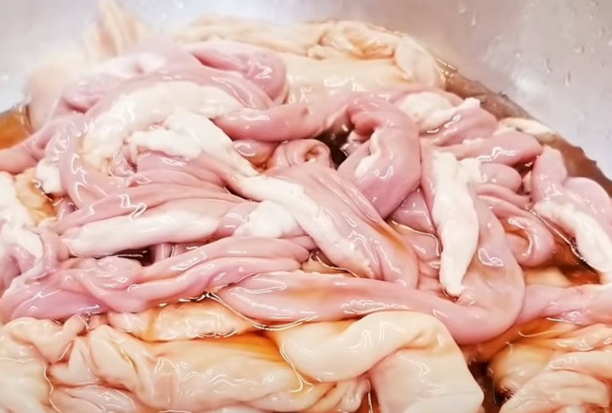 Bộ phận "siêu bẩn" của lợn chứa đầy mầm bệnh, ra chợ thấy đừng mua kẻo rước bệnh vào người - Ảnh 1.