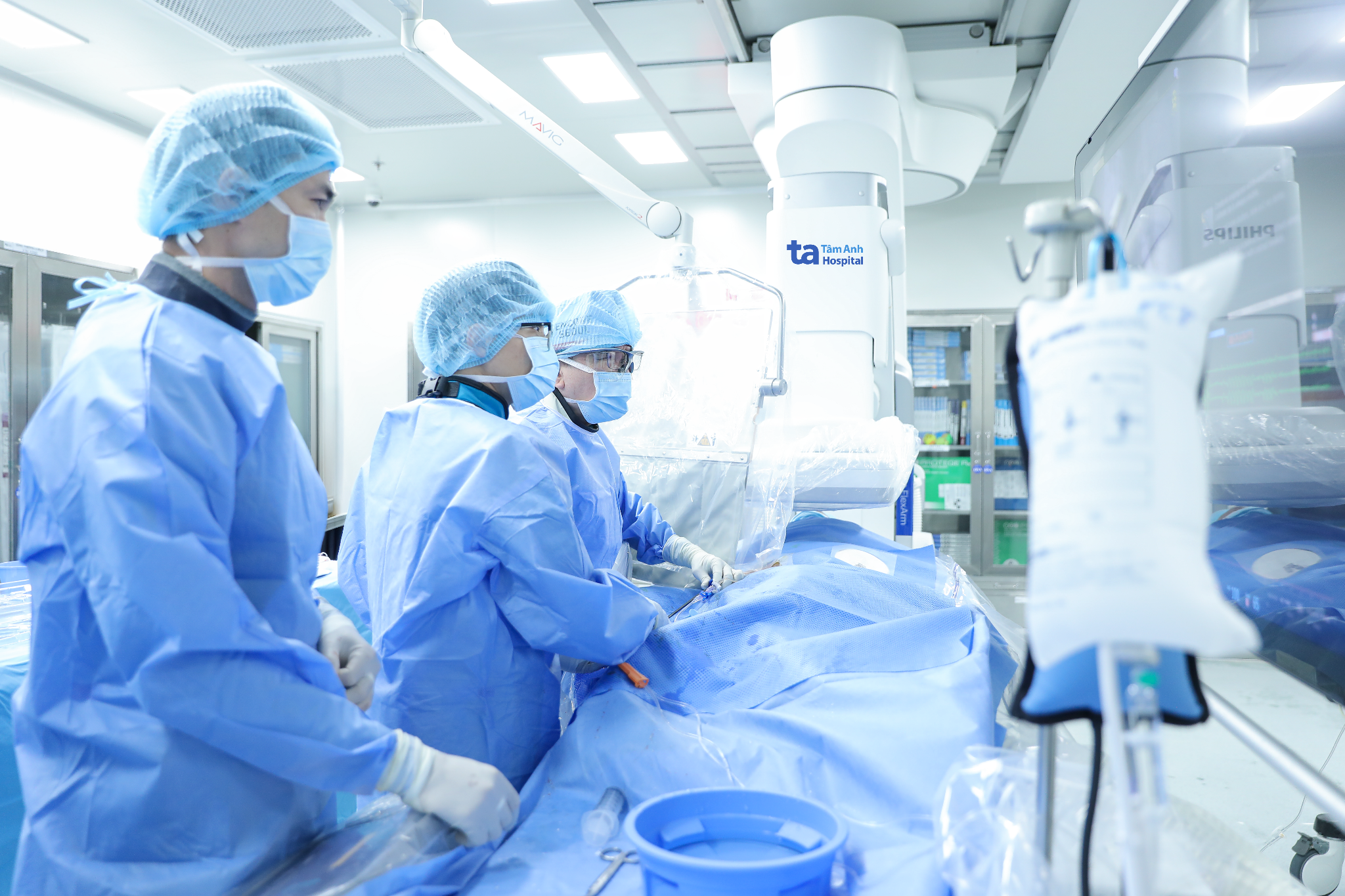 Lần đầu tiên tại Việt Nam, Bệnh viện Tâm Anh triển khai kỹ thuật tạo nhịp không dây thế hệ mới - Ảnh 2.