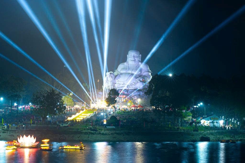 Đêm hội linh sơn - ngân hà hạ giới - Ảnh 1.