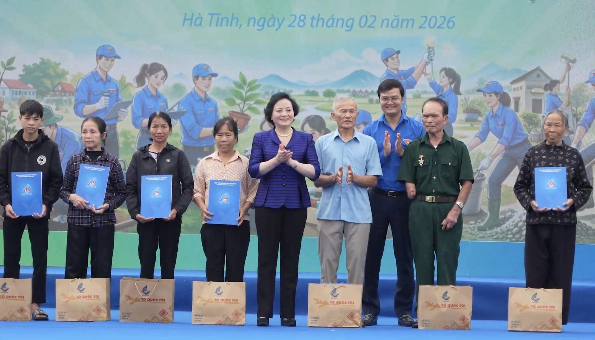 Phát huy mạnh mẽ, hoàn thành xuất sắc sứ mệnh thanh niên Việt Nam trong kỷ nguyên mới- Ảnh 3. Phát huy mạnh mẽ, hoàn thành xuất sắc sứ mệnh thanh niên Việt Nam trong kỷ nguyên mới- Ảnh 3.