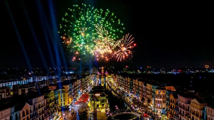 B&atilde;i biển trong l&agrave;nh, quảng trường nhộn nhịp, phố thương mại s&ocirc;i động, sự kiện 4 m&ugrave;a: Ocean City h&uacute;t gia đ&igrave;nh trẻ về an cư - Ảnh 4.