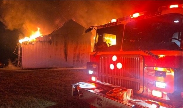 Ch&aacute;y nh&agrave; kho khiến nam t&agrave;i tử người Mỹ tử vong - Ảnh 1.