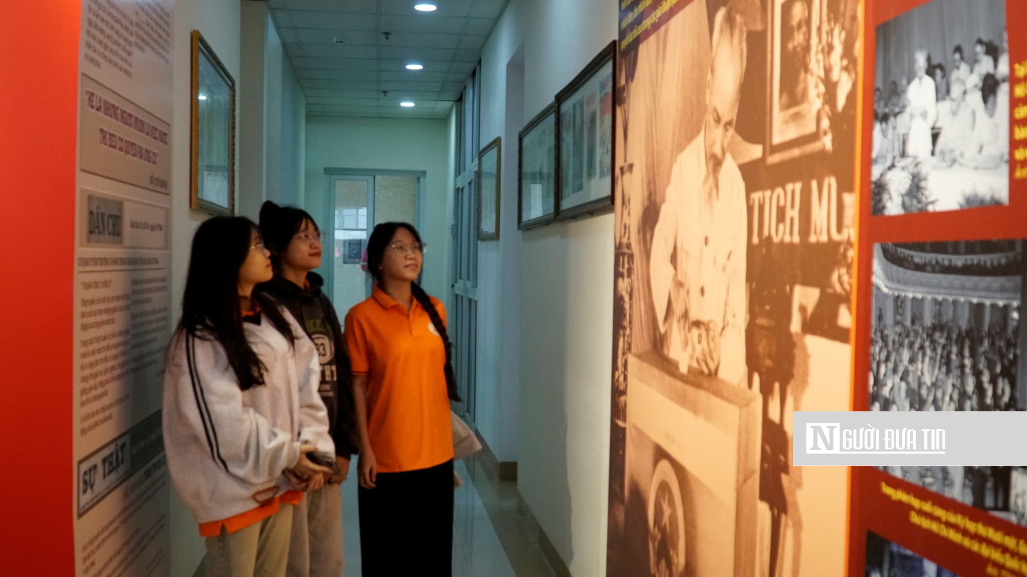 Gia Lai: Trưng bày tài liệu kỷ niệm 80 năm Ngày Tổng tuyển cử đầu tiên bầu Quốc hội Việt Nam- Ảnh 10. Gia Lai: Trưng bày tài liệu kỷ niệm 80 năm Ngày Tổng tuyển cử đầu tiên bầu Quốc hội Việt Nam- Ảnh 10.