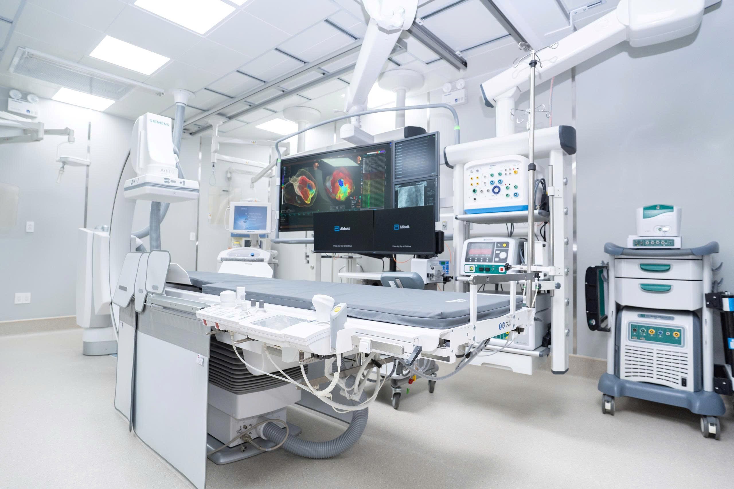 Hệ thống thông tim can thiệp hiện đại Bệnh viện Chợ Rẫy: Bước tiến cho những “nhịp đập” tương lai- Ảnh 2.