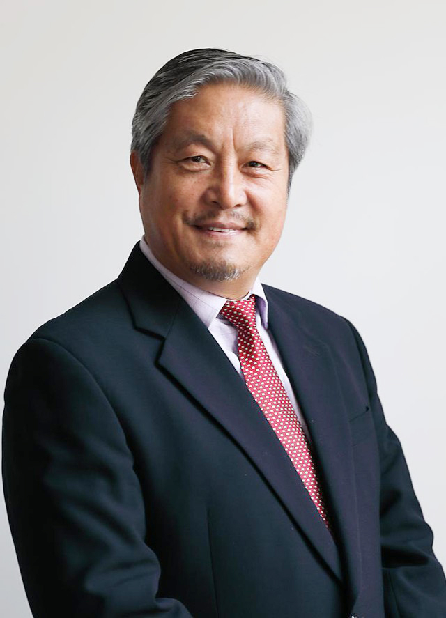 Khó hiểu nhất showbiz: Nam diễn viên duy nhất bị in ảnh lên tiền âm phủ? - Ảnh 5.