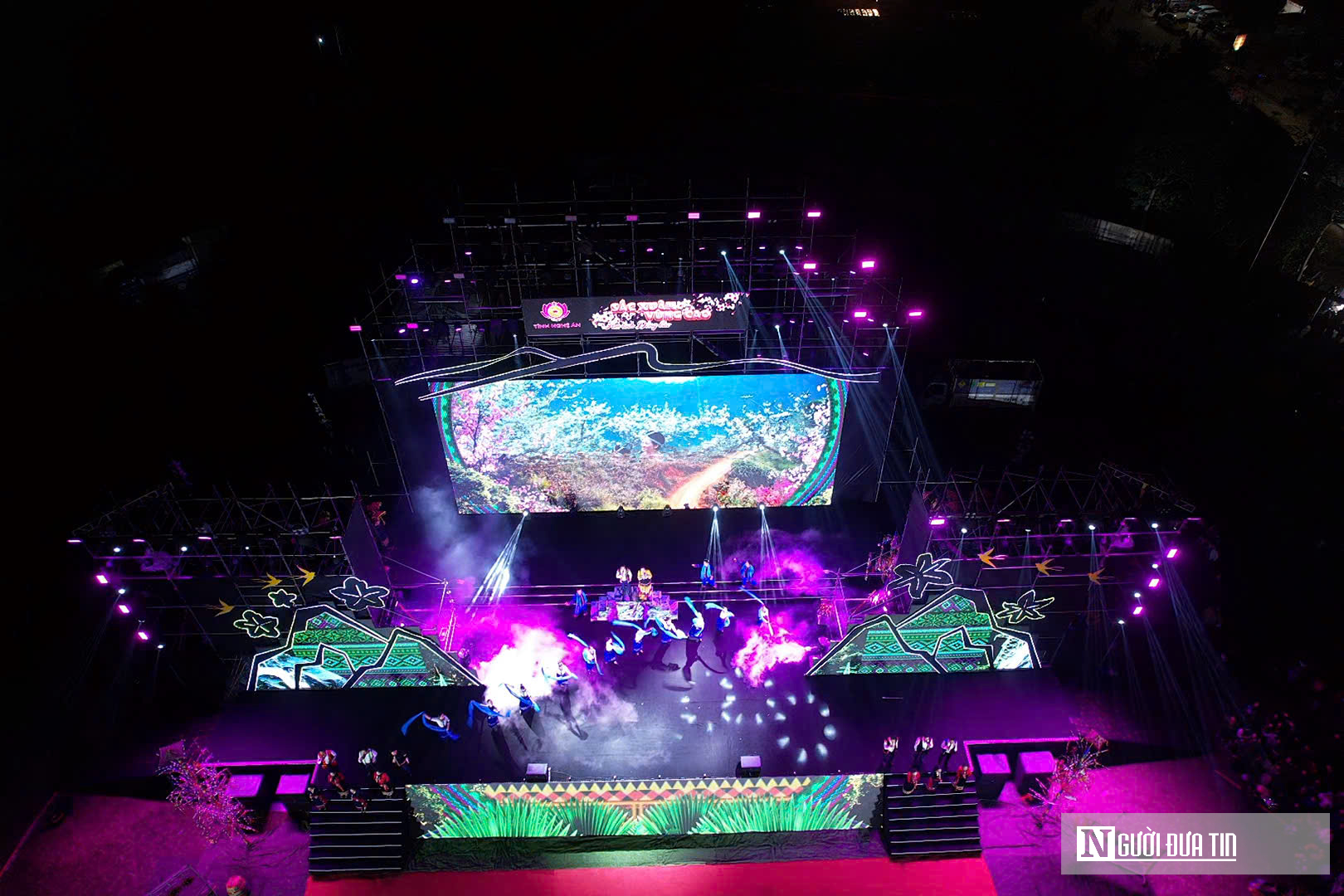 Xúc động chương trình “Sắc Xuân vùng cao - Ấm tình đồng bào”- Ảnh 14.