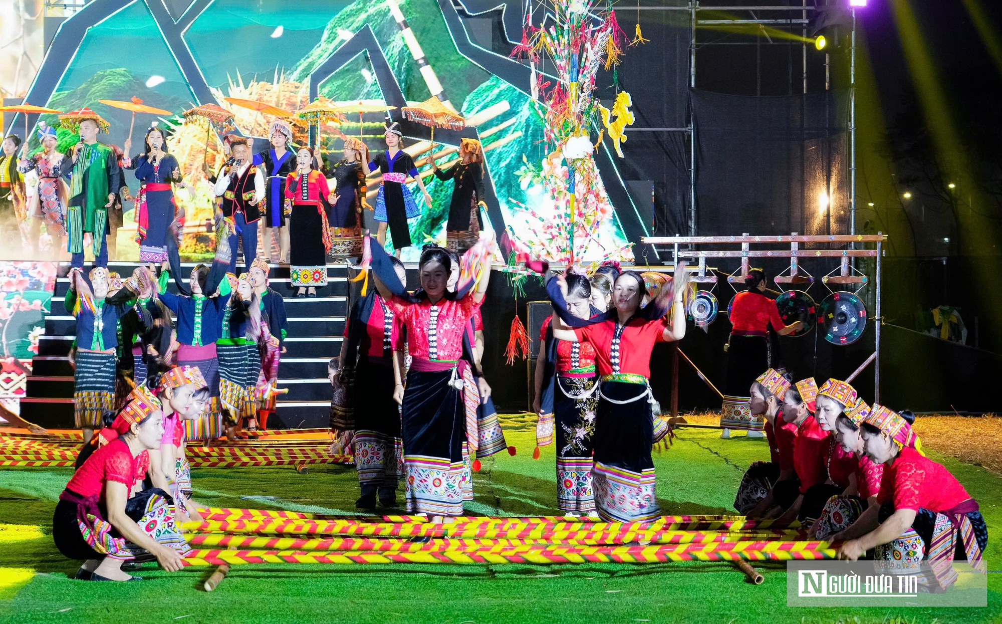 Xúc động chương trình “Sắc Xuân vùng cao - Ấm tình đồng bào”- Ảnh 6.