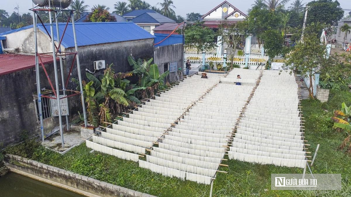 L&agrave;ng miến lớn nhất Thanh H&oacute;a thu về h&agrave;ng chục tỷ đồng mỗi năm- Ảnh 1.