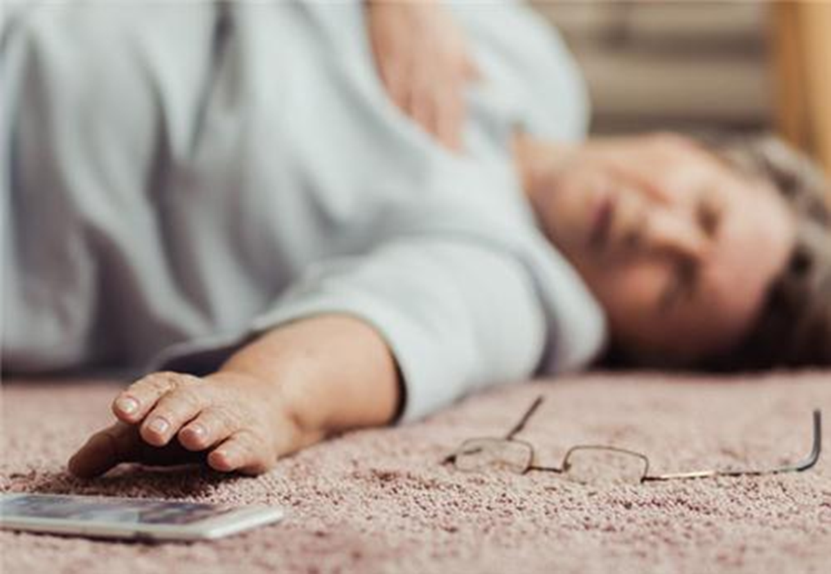 Người phụ nữ 68 tuổi đột ngột tử vong giữa đêm vì mải miết thói quen "vạn người mê" - Ảnh 1.