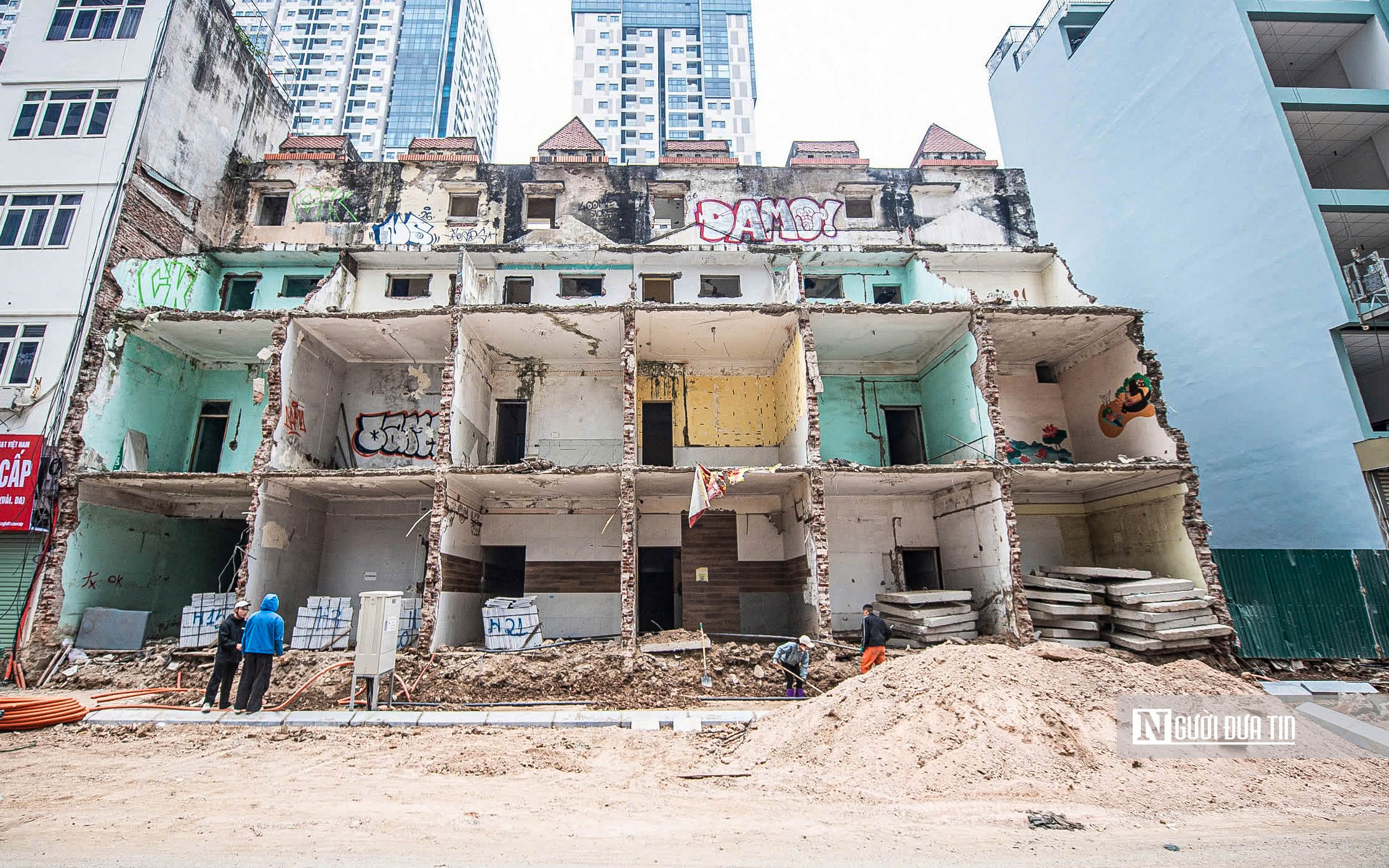 H&agrave; Nội: &Igrave; ạch thi c&ocirc;ng tuyến đường gần 1km những ng&agrave;y cận Tết- Ảnh 12.