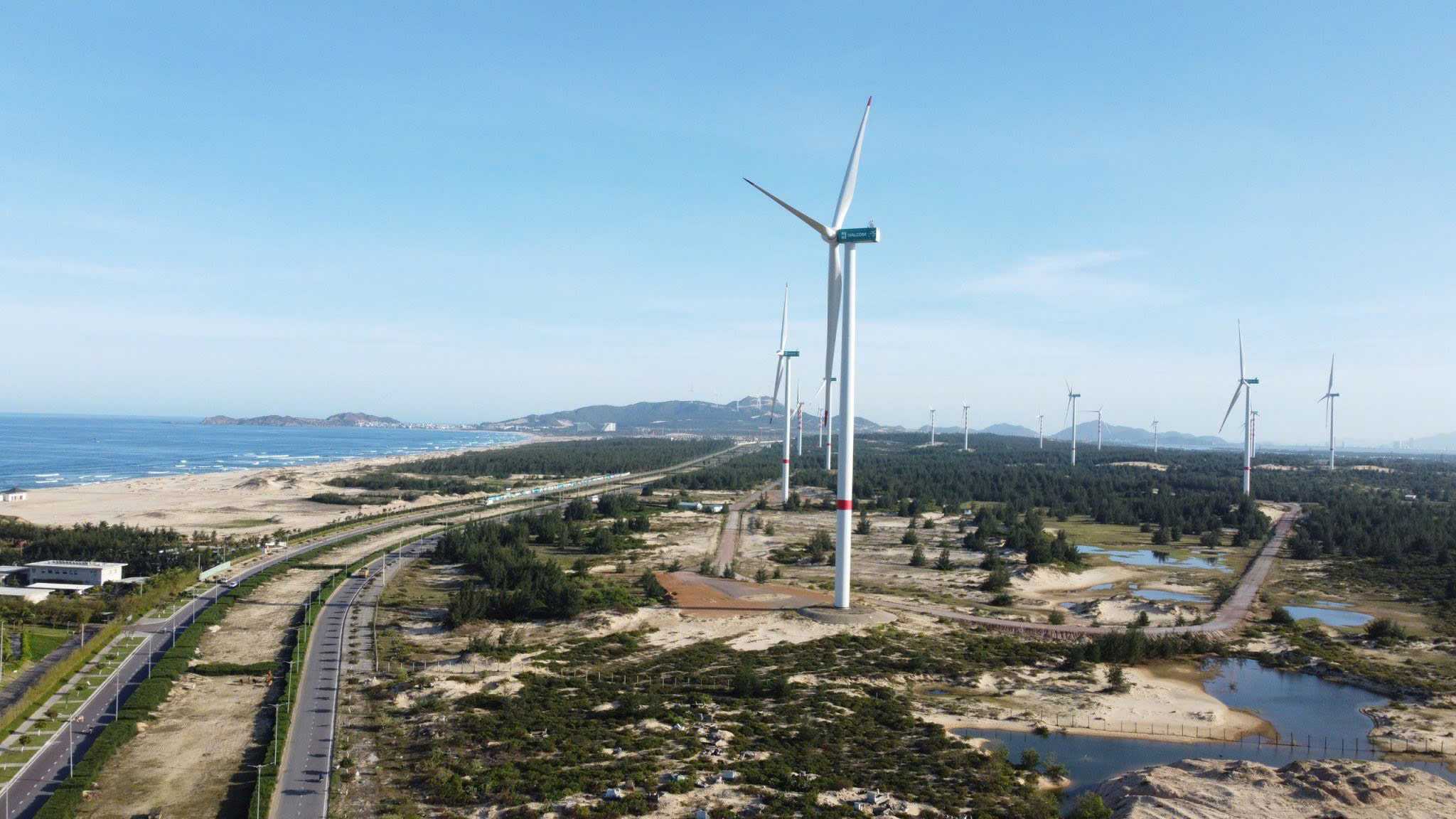 Công ty năng lượng của Vingroup đủ điều kiện thực hiện dự án điện gió hơn 48.000 tỷ đồng- Ảnh 1.